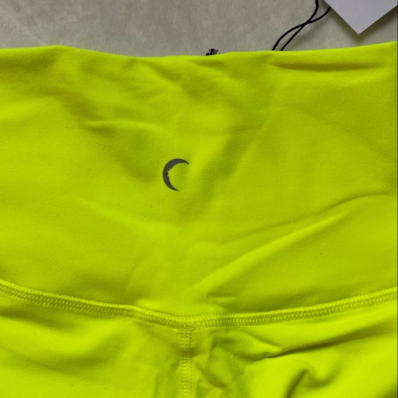 Zyia Neon Yellow Leggings - Picture 2 of 3